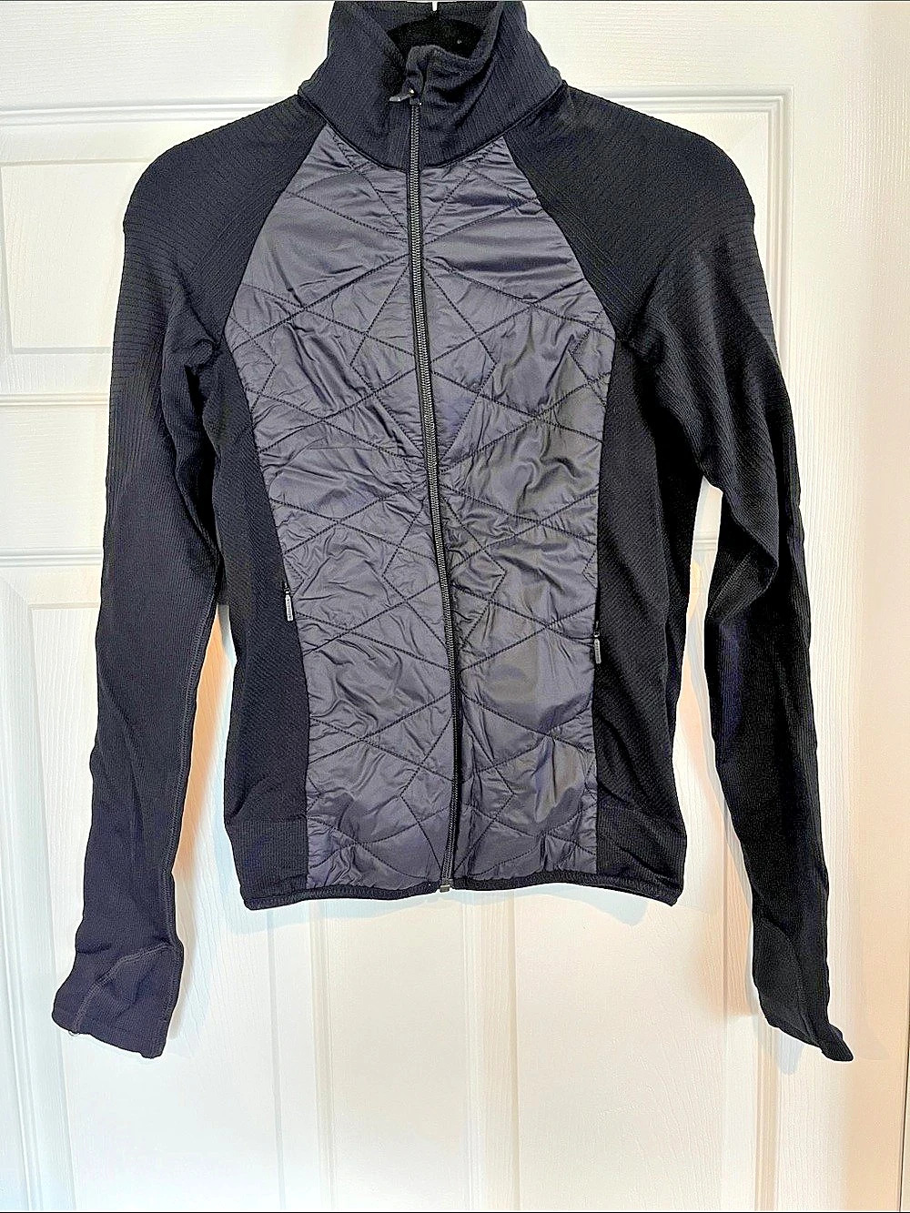 Athleta stretchBlack Quilted Front Jacket size small